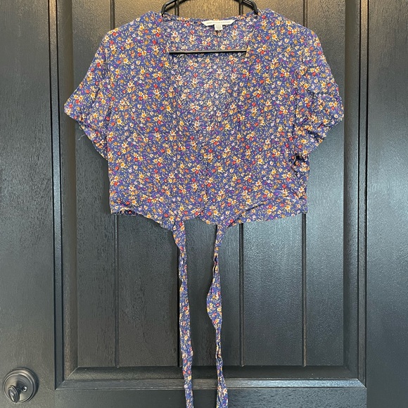 Matching Floral Short Set (Shirt & Short) - Picture 3 of 12